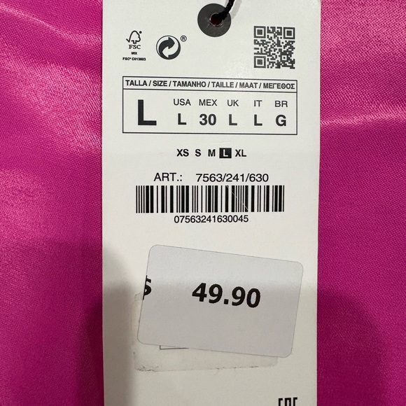 Zara Women's Pink Shorts large. - Picture 2 of 3